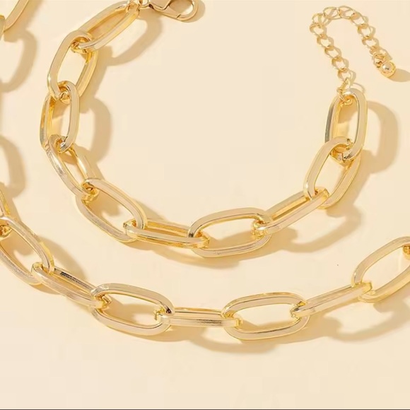 Zara Jewelry - Chunky Gold Chain Necklace & Bracelet Set
Modern Statement Jewelry